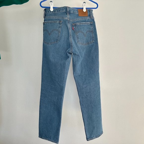 Levi’s wedgie straight leg - Picture 2 of 8